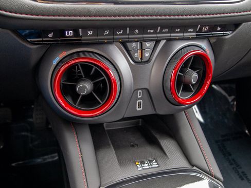 New 2026 Chevrolet Blazer RS AWD/4WD image 18