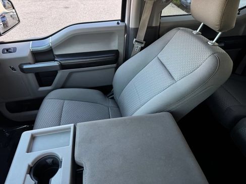 Used 2015 Ford F150 XLT w/ Equipment Group 302A Luxury AWD/4WD image 24