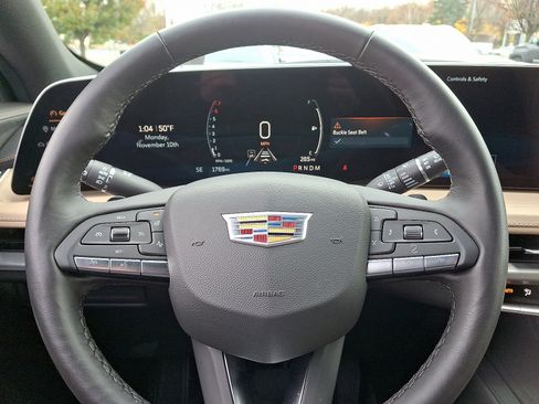 Used 2025 Cadillac XT4 Premium Luxury w/ Cold Weather Package image 19