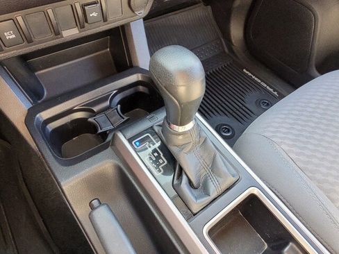 Used 2021 Toyota Tacoma SR5 image 32