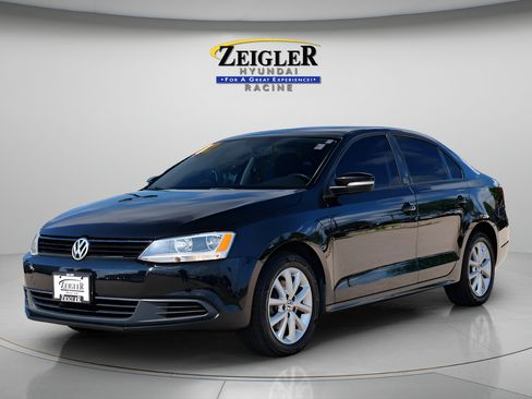 Used 2012 Volkswagen Jetta SE FWD image 3