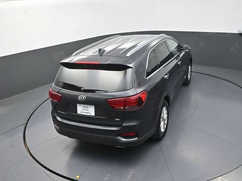Used 2019 Kia Sorento AWD w/ LX Convenience Package image 18