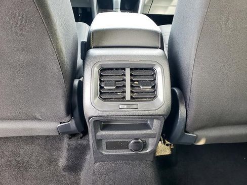 Used 2024 Volkswagen Tiguan S image 25