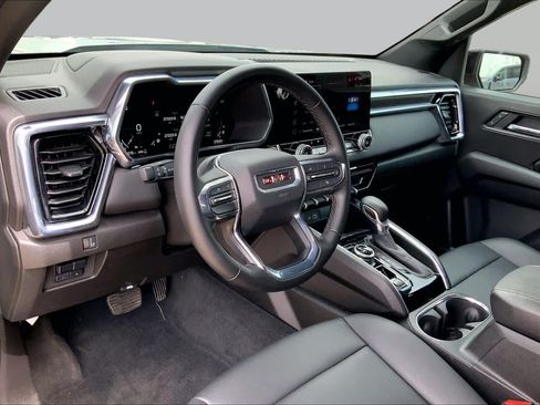 Used 2025 GMC Canyon Elevation w/ Convenience Package AWD/4WD image 17