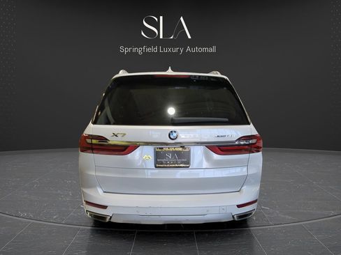 Used 2022 BMW X7 xDrive40i w/ Premium Package AWD/4WD image 6