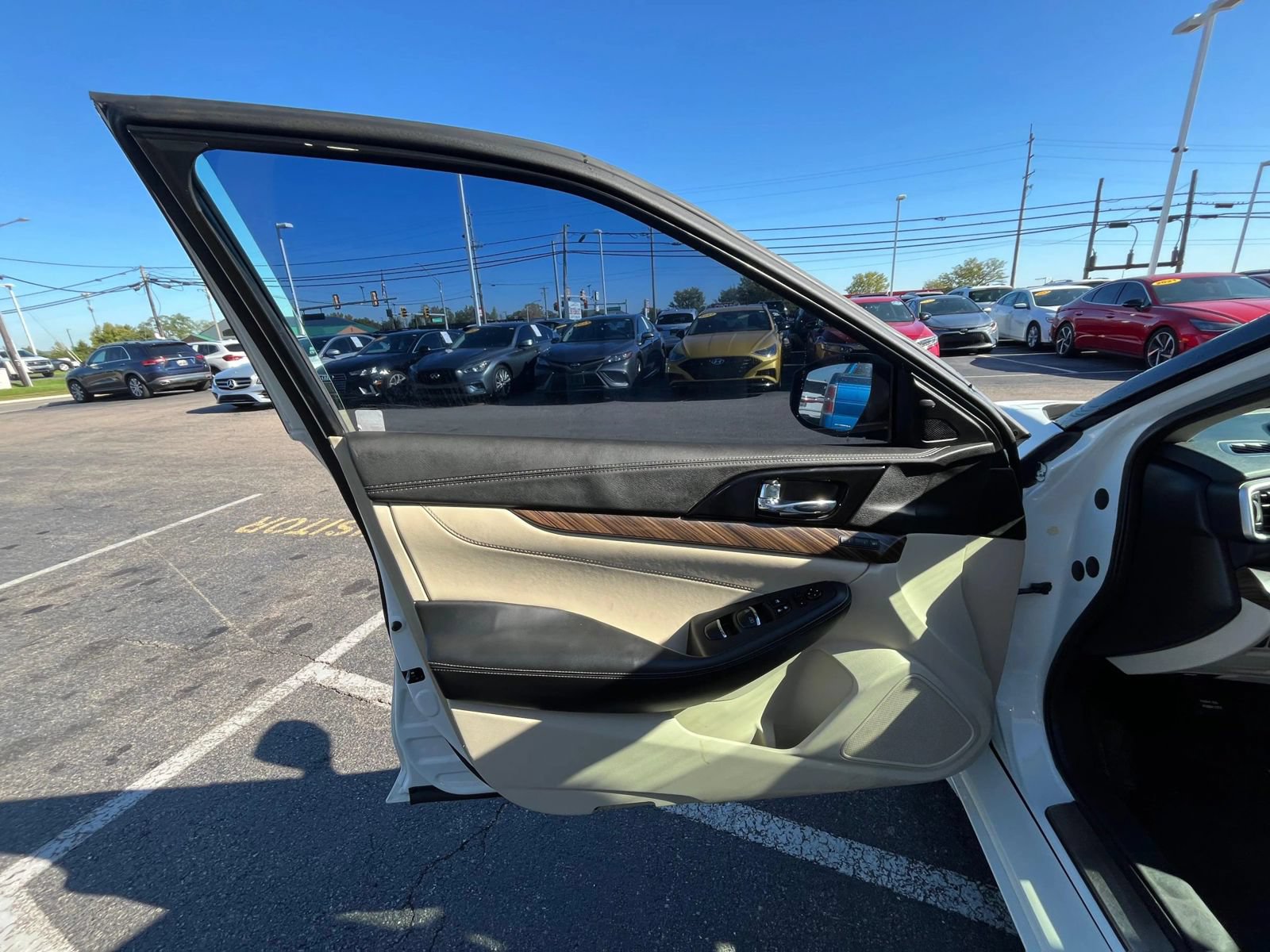 Used 2016 Nissan Maxima Platinum FWD image 37