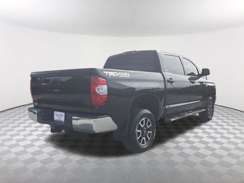 Used 2018 Toyota Tundra SR5 w/ TRD Off Road Package AWD/4WD image 16