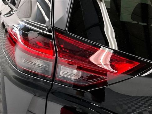 New 2026 Nissan Rogue SV AWD/4WD image 18