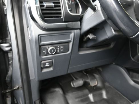 Used 2022 Ford F150 XLT w/ Equipment Group 301A Mid image 12