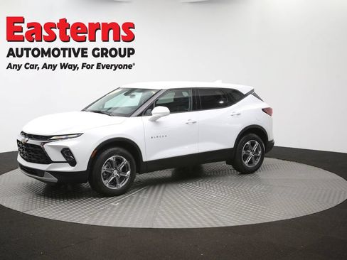 Used 2025 Chevrolet Blazer LT FWD image 57