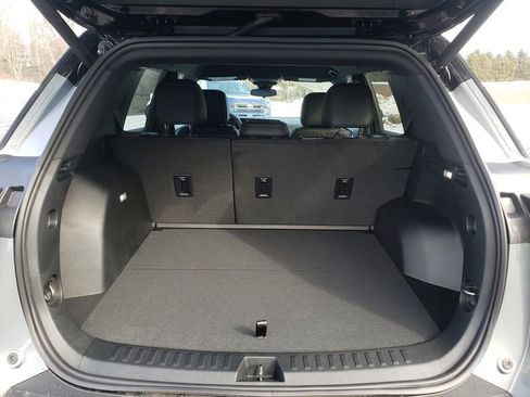 New 2026 Chevrolet Equinox RS w/ Convenience Package III AWD/4WD image 6