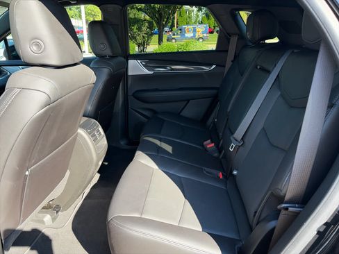 Used 2023 Cadillac XT5 Sportv AWD/4WD image 9