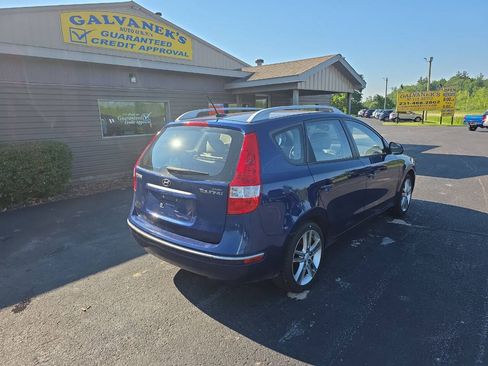 Used 2012 Hyundai Elantra FWD image 6