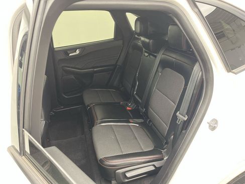 Certified 2023 Ford Escape ST-Line w/ Tech Pack #1 AWD/4WD image 11
