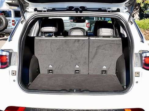 Used 2022 Jeep Compass Altitude image 13