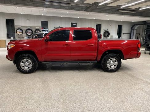 Used 2021 Toyota Tacoma SR image 12