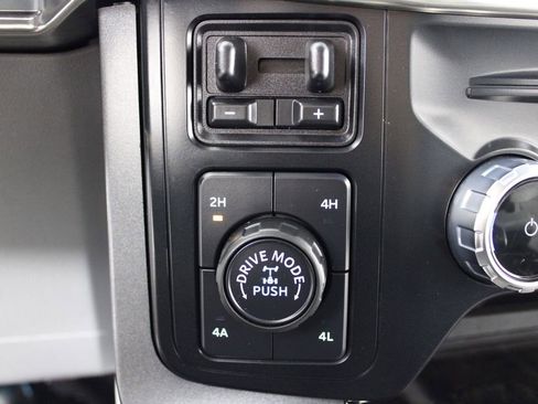 Used 2023 Ford F150 Lariat w/ Trailer Tow Package AWD/4WD image 25