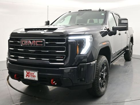 New 2026 GMC Sierra 3500 AT4 w/ AT4 Premium Plus Package image 2