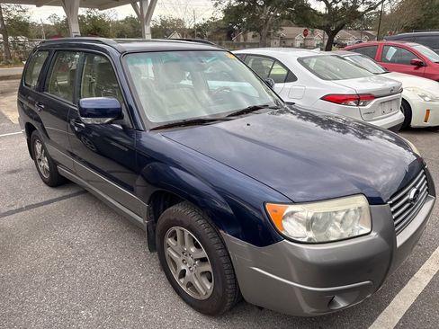 Used 2006 Subaru Forester 2.5X L.L. Bean image 3