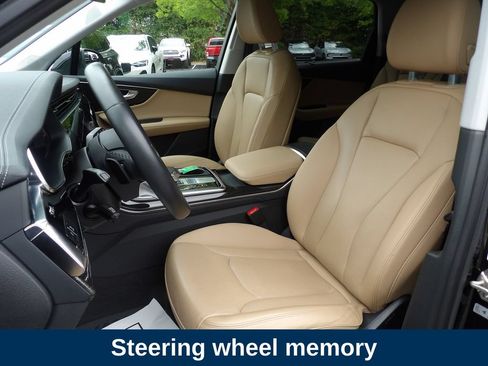 Used 2023 Audi Q7 3.0T Prestige w/ Prestige Package AWD/4WD image 11