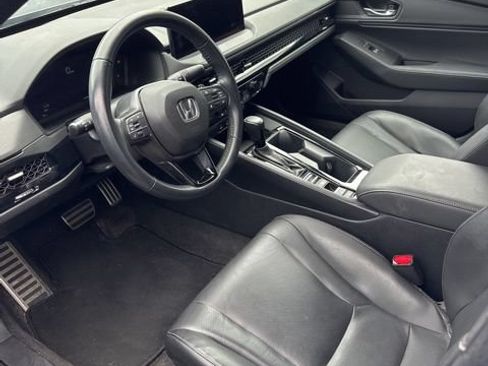 Used 2023 Honda Accord Sport image 9