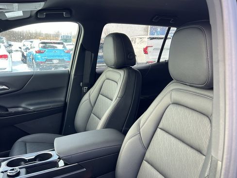 Used 2026 Chevrolet Equinox LT w/ Convenience Package II image 10