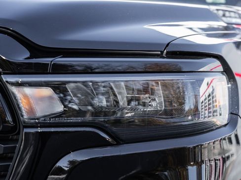 New 2026 RAM 1500 4x4 Crew Cab image 12