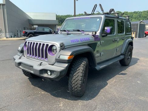 Used 2020 Jeep Wrangler Unlimited Sport AWD/4WD image 4
