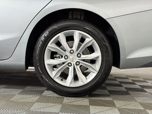 Used 2025 Chevrolet Malibu LT FWD image 11