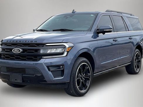 Used 2023 Ford Expedition Max Limited RWD image 2