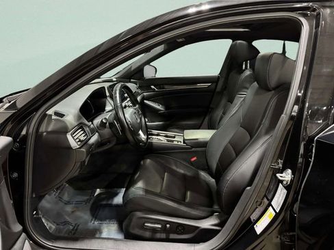 Used 2018 Honda Accord Sport image 23