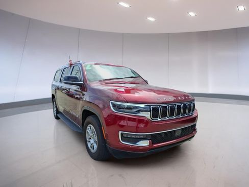 Used 2024 Jeep Wagoneer L 4WD image 1