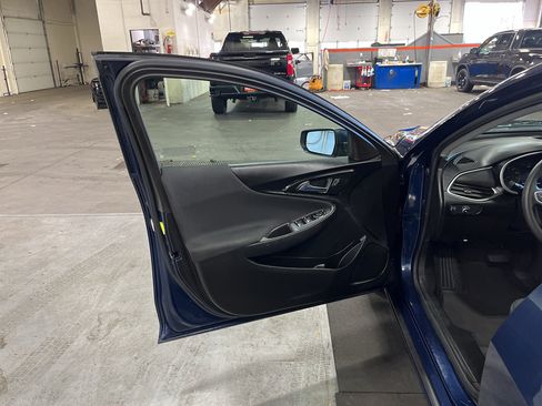 Used 2022 Chevrolet Malibu LT FWD image 20
