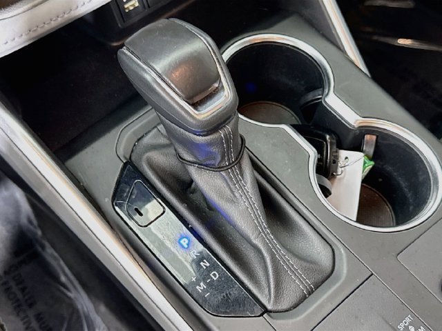 Used 2023 Toyota Highlander XLE FWD image 16