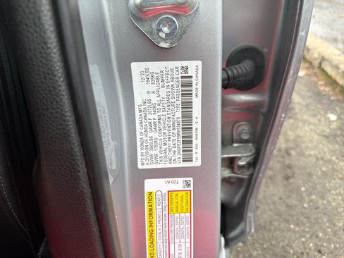 Used 2024 Honda Civic Sport image 29