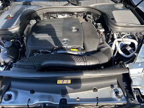 Certified 2021 Mercedes-Benz GLC 300 image 52