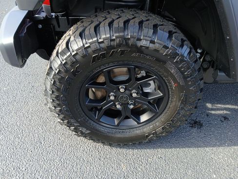 New 2026 Jeep Wrangler Unlimited Sport image 9