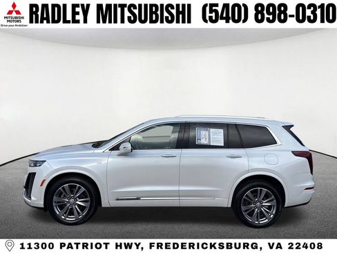 Used 2023 Cadillac XT6 Premium Luxury AWD/4WD image 16