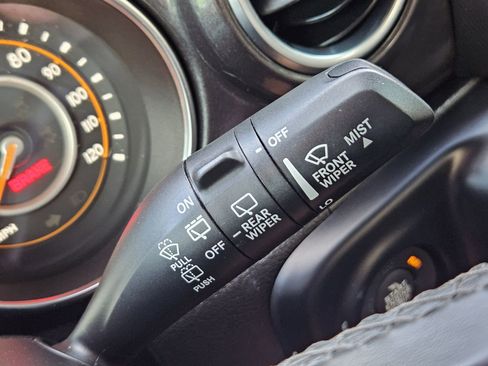 Used 2021 Jeep Wrangler Unlimited Sahara image 28