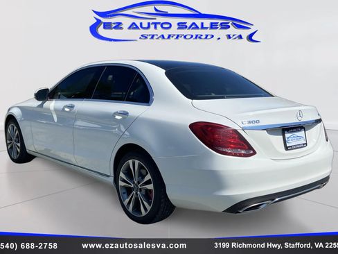 Used 2017 Mercedes-Benz C 300 4MATIC Sedan image 7