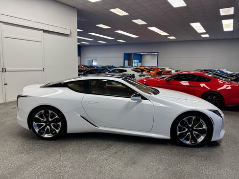 Used 2018 Lexus LC 500 Coupe image 6