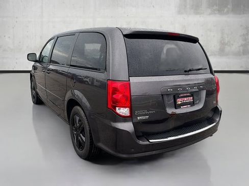 Used 2017 Dodge Grand Caravan SE image 7