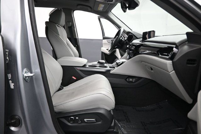 Certified 2024 Acura MDX w/ Technology Package FWD image 21