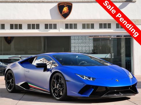 Used 2018 Lamborghini Huracan Performante image 1