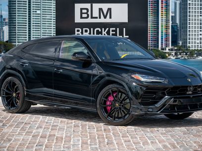 Used 2022 Lamborghini Urus