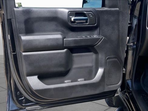 Used 2024 Chevrolet Silverado 1500 Custom w/ Turbomax Blackout Package AWD/4WD image 21