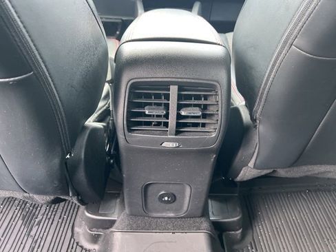 Certified 2024 Ford Escape ST-Line w/ Tech Pack #1 image 18