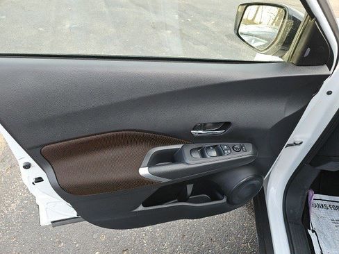 Used 2024 Nissan Kicks SR image 21