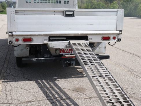 Used 2018 Ford Transit 250 138 image 19