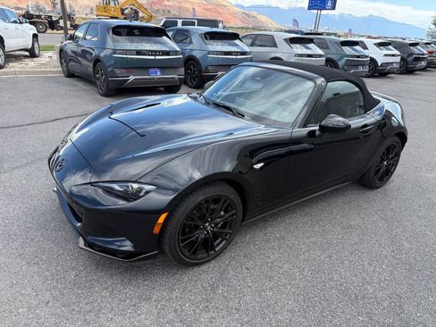 Used 2026 MAZDA MX-5 Miata Club w/ Weather Package RWD image 33